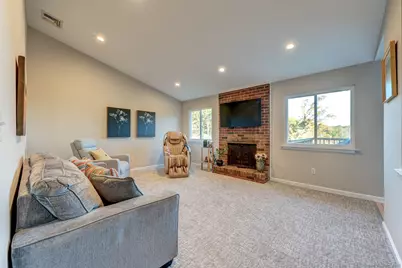 438 Foote Road, Glastonbury, CT 06073 - Photo 3