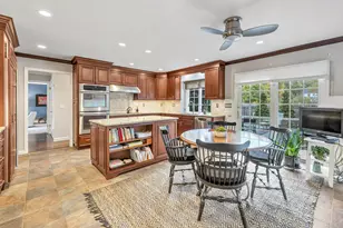 105 Charter Oak Rd, Fairfield, CT 06824 - Photo 9