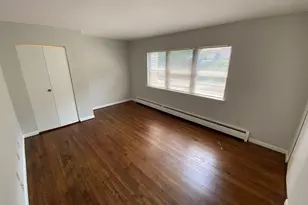 15 Elizabeth St, West Haven, CT 06516 - Photo 5