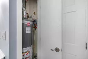 117 Harbour Close, New Haven, CT 06519 - Photo 19