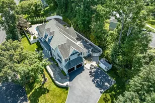 7 Curt Terrace, Greenwich, CT 06831 - Photo 3