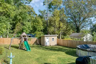 47 Phillips St, New London, CT 06320 - Photo 9