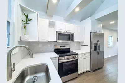 1814 Newfield Avenue #Cottage, Stamford, CT 06903 - Photo 5