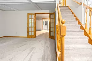 698 Brayman Hollow Rd, Pomfret, CT 06259 - Photo 7