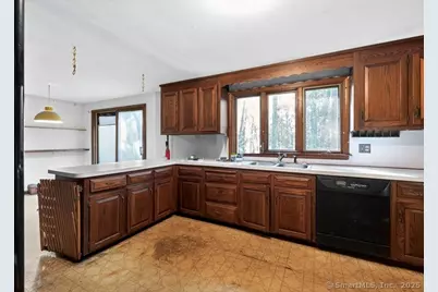 51 Charing Cross, Avon, CT 06001 - Photo 13