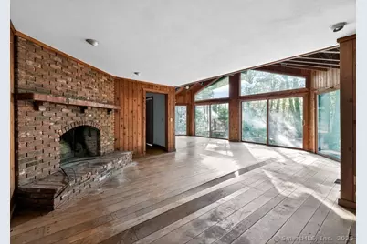 51 Charing Cross, Avon, CT 06001 - Photo 11