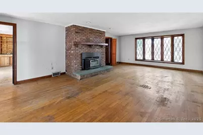 51 Charing Cross, Avon, CT 06001 - Photo 7