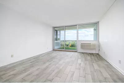 1 Strawberry Hill Avenue #APT 9G, Stamford, CT 06902 - Photo 3