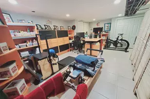 27 Winter St, Stamford, CT 06905 - Photo 15