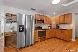 21 Gideon Ln, Glastonbury, CT 06033 - Photo 9