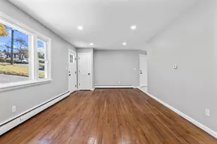 3 Horseshoe Dr, Danbury, CT 06811 - Photo 9