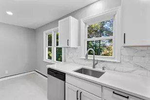 3 Horseshoe Dr, Danbury, CT 06811 - Photo 11