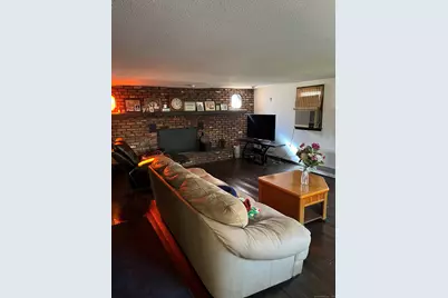 30 Thompson Street, East Haven, CT 06513 - Photo 9