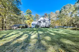 19 Thomas Dr, Tolland, CT 06084 - Photo 9