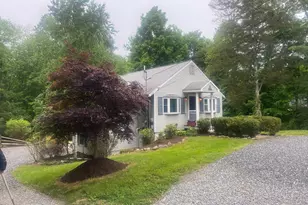 34 Transylvania Rd, Woodbury, CT 06798 - Photo 3