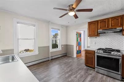 20 Lincoln Street, Bristol, CT 06010 - Photo 9