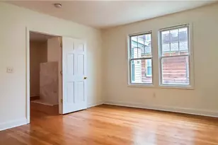 105 Manhattan Ave, Bridgeport, CT 06606 - Photo 5