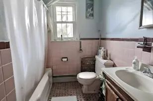 114 Oxford St, Bridgeport, CT 06606 - Photo 5