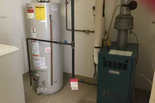 89 Sequin St, Hartford, CT 06106 - Photo 9