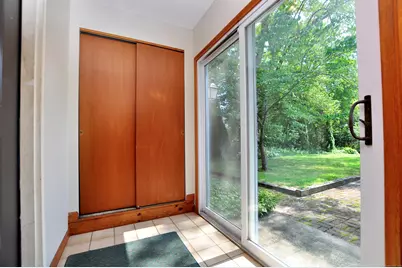 94 Clubhouse Road, Windsor, CT 06095 - Photo 5