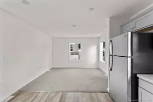 55 Sugar St, Newtown, CT 06470 - Photo 5