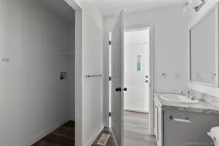 55 Sugar St, Newtown, CT 06470 - Photo 11