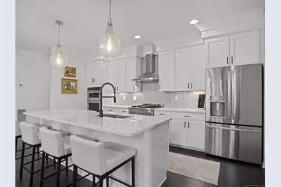 945 Mackenzie Lane #945, Oxford, CT 06478 - Photo 9