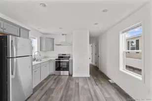 55 Sugar St, Newtown, CT 06470 - Photo 5