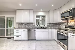 91 Angela Dr, East Haven, CT 06512 - Photo 19