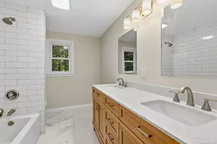 36 Red Fox Ln, Meriden, CT 06451 - Photo 19