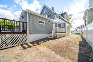 78 Warren St, Stamford, CT 06902 - Photo 3