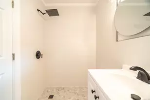 78 Warren St, Stamford, CT 06902 - Photo 13