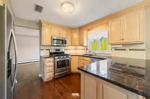 30 Tunxis Cir, Meriden, CT 06450 - Photo 13