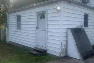 6 Norway Rd, North Haven, CT 06473 - Photo 3