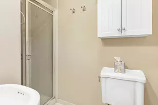 19 Robin Ln, Shelton, CT 06484 - Photo 33