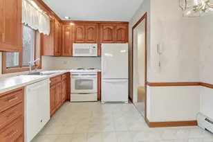 19 Robin Ln, Shelton, CT 06484 - Photo 29