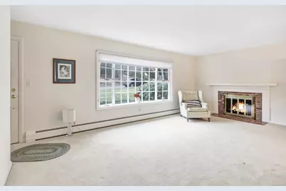 19 Robin Lane, Shelton, CT 06484 - Photo 11