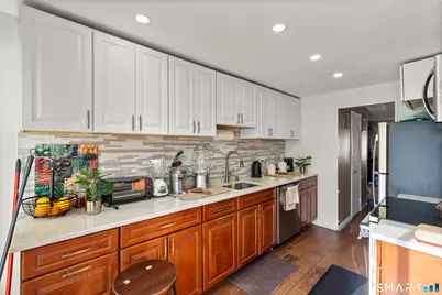 7 Barnstable Lane, Stamford, CT 06907 - Photo 5