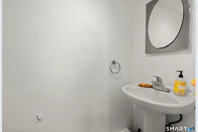 7 Barnstable Lane, Stamford, CT 06907 - Photo 17