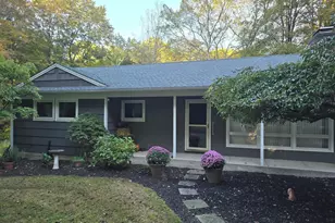 32 Old Green Rd, Newtown, CT 06482 - Photo 1