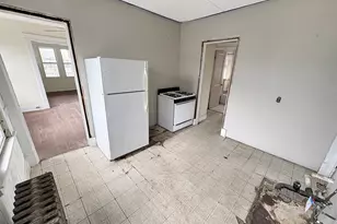 22 Helen St, Hamden, CT 06514 - Photo 19