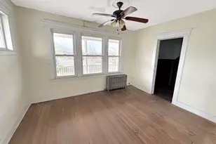 22 Helen St, Hamden, CT 06514 - Photo 17