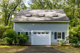 31 Hickory Ln, Roxbury, CT 06783 - Photo 11