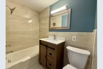 22 Hawthorne Avenue, Derby, CT 06418 - Photo 9