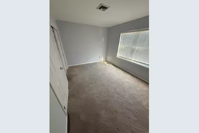 2612 North Avenue #E2, Bridgeport, CT 06604 - Photo 13