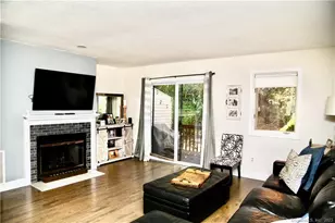 3 Lakeview Dr, Branford, CT 06405 - Photo 7