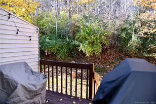 3 Lakeview Dr, Branford, CT 06405 - Photo 27