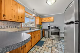 79 May St, West Haven, CT 06516 - Photo 9