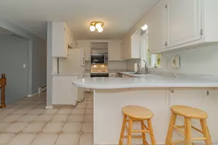 97 Longview Dr, Berlin, CT 06037 - Photo 3