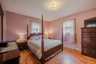 26 Oakleaf Dr, Waterbury, CT 06708 - Photo 25